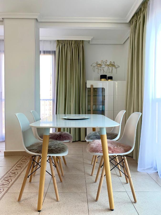 Playa De Levante Sea View Apartment *